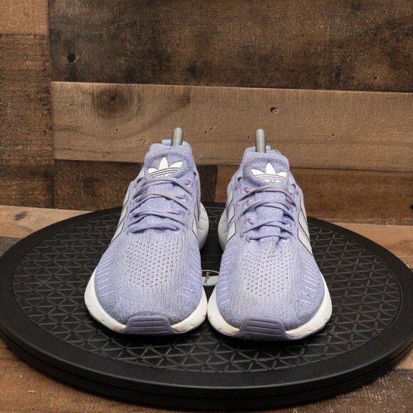 ADIDAS SWIFT RUN 22 WOMENS ATHLETIC SHOES RUNNING WALKING GYM LIGHT PURPLE SZ 7 - Picture 2 of 9